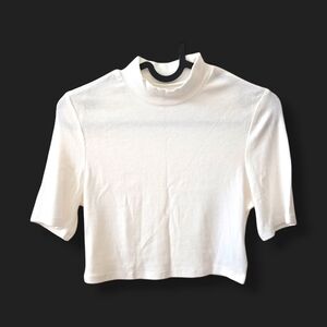 NWOT White Ribbed Crop Top Mockneck Small